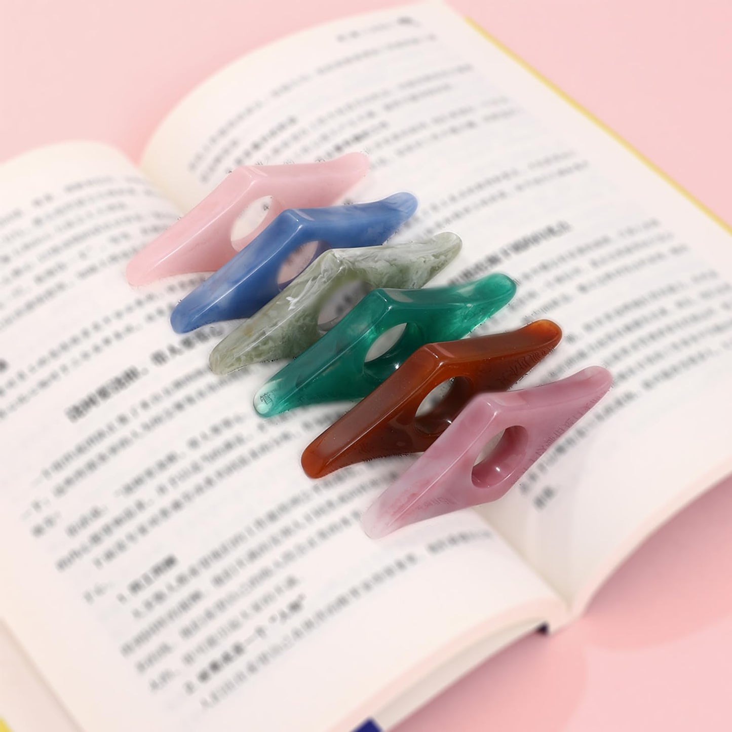 Kartterfly Thumb Page Holder for Reading 2Pack, Energy Pattern Thumb Bookmark, Book Opener Holder, Book Finger Page Holder, Book Accessories for Reading Lovers(Pink and Olive-Green）